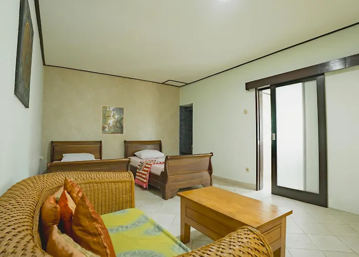 Guest house Pacung Indah & Restaurant By Ecommerceloka Bedugul (Bali)