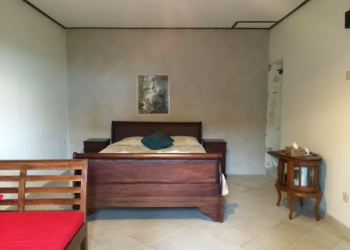 Pacung Indah & Restaurant By Ecommerceloka Guest house 2*